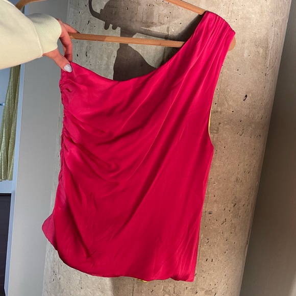 Alice and Olivia Pink Silk Satin One-Shoulder Top - Picture 6 of 10